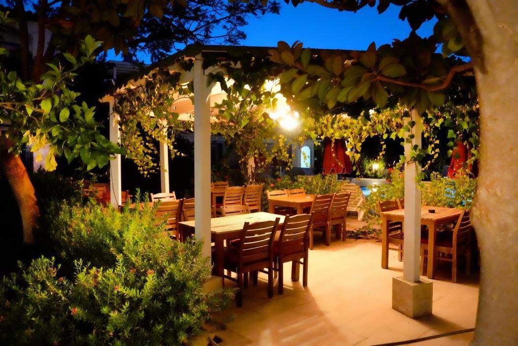 Villa Nergis Bitez Exterior foto